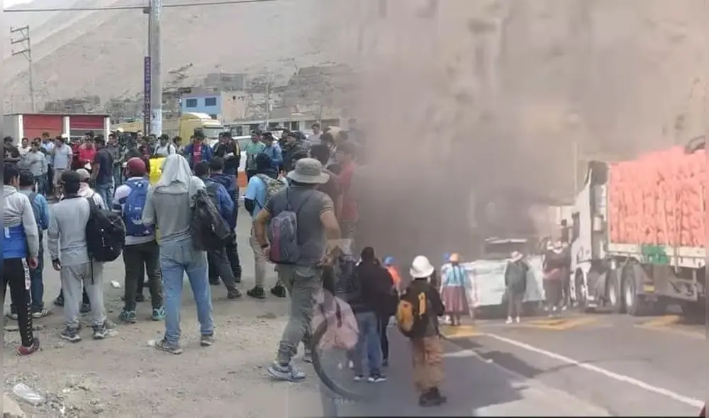 Arequipa. Cientos de hombres y mujeres dedicados a la minería informal exigen al gobierno y al Congreso ampliar el Reinfo. Foto: composición LR/Difusión