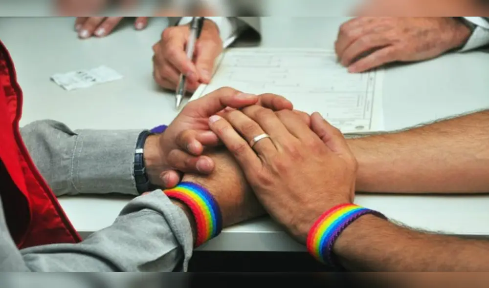 Norma aprobada plantea que la unión sea un acuerdo de voluntades y no reemplaza al matrimonio civil. Archivo