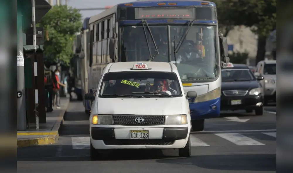 Sin ningún sustento técnico, un sector de Congreso pretende dar luz verde a los colectivos en la capital.