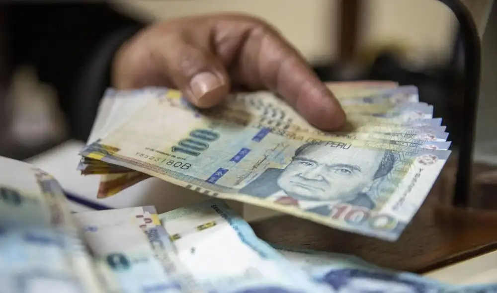 Aumento salarial para trabajadores del sector público se dará en 2025: ¿qué regímenes se beneficiarán? Foto: Andina. Aumento salarial para trabajadores del sector público se dará en 2025: ¿qué regímenes se beneficiarán? Foto: Andina.