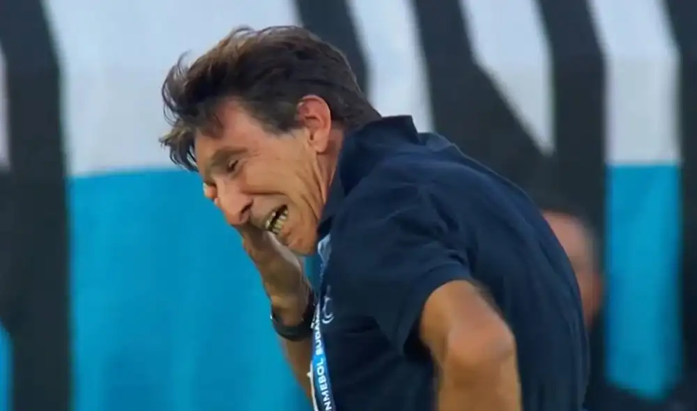 Gustavo Costas ganó la Copa Sudamericana en su tercer paso por Racing, donde debutó como técnico en 1999. Foto: captura