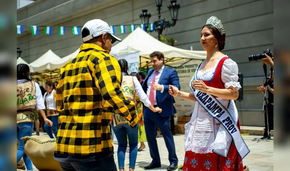 Feria Oxapampa. Feria Oxapampa.