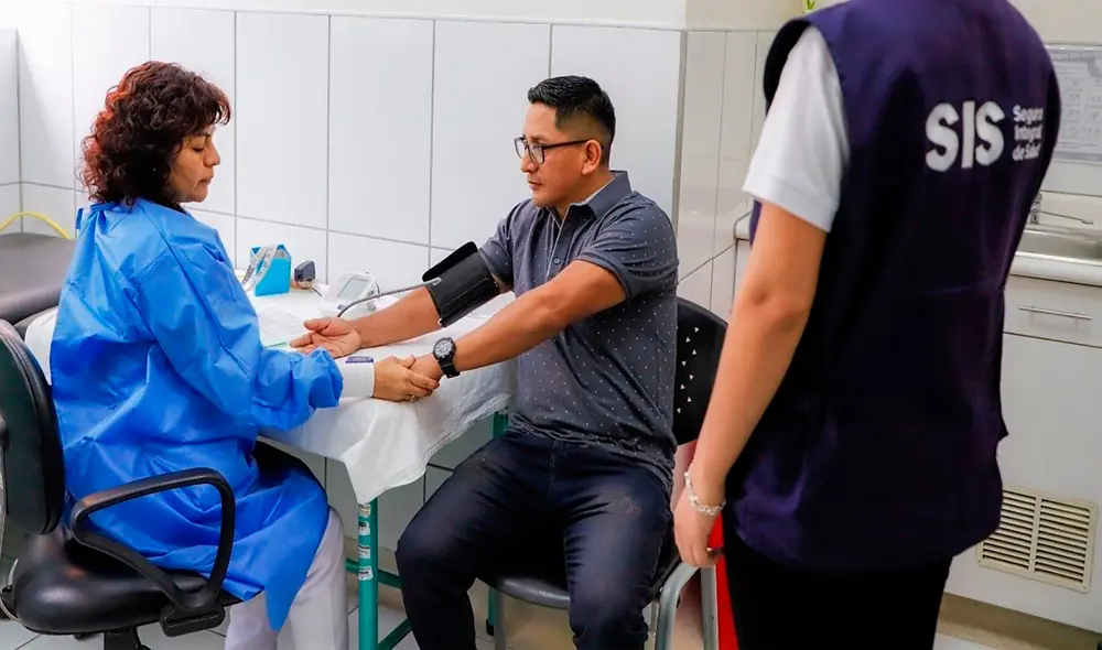 SIS automático 2024: así puedes verificar si te encuentras afiliado al seguro gratuito del Estado. Foto:  Andina.