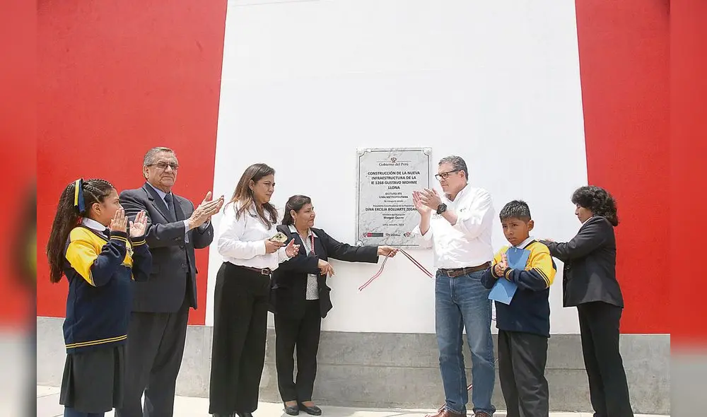 Obras listas. Ministro Quero inauguró la moderna infraestructura que beneficia a 2.000 alumnos del distrito de Ate. Foto: Kevinn García/URPI