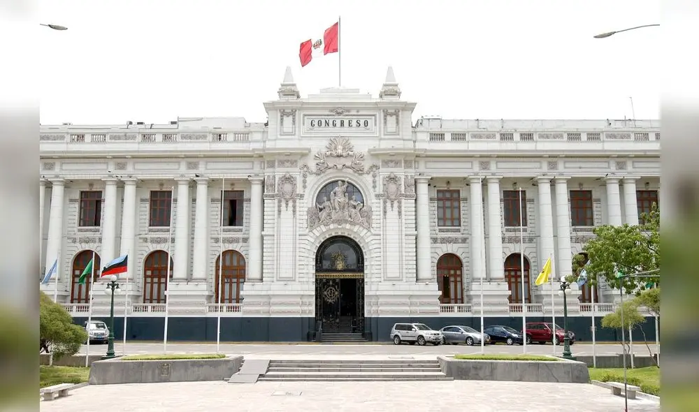 Comisión de Constitución aprobó el dictamen con 17 votos a favor. Foro: Congreso Comisión de Constitución aprobó el dictamen con 17 votos a favor. Foro: Congreso