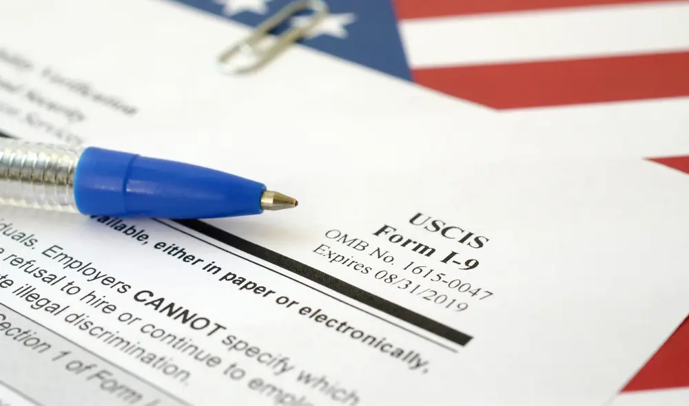 USCIS proporciona guías y herramientas en línea para ayudar a los empleadores a completar correctamente el Formulario I-9. Foto: USCIS USCIS proporciona guías y herramientas en línea para ayudar a los empleadores a completar correctamente el Formulario I-9. Foto: USCIS
