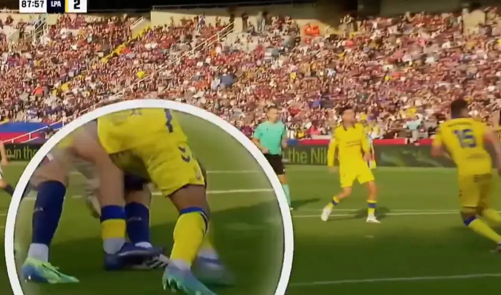 Pau Cubarsí cayó en el área, pero el árbitro no cobró penal a favor del FC Barcelona. Foto: captura/ESPN