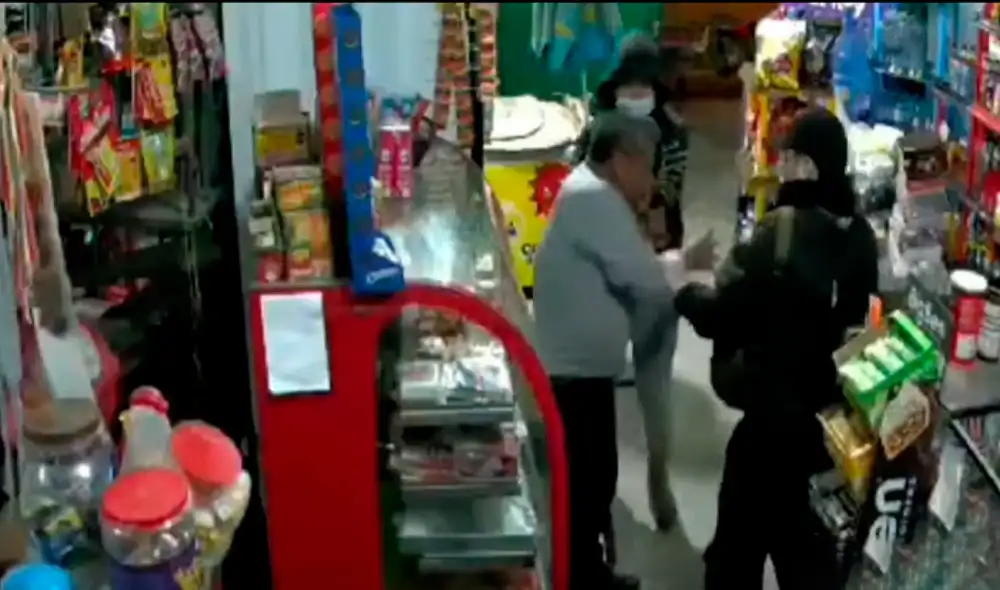 Sujetos amenazaron con disparos a los vecinos que pedían ayuda. Foto: composición LR/Latina TV Sujetos amenazaron con disparos a los vecinos que pedían ayuda. Foto: composición LR/Latina TV