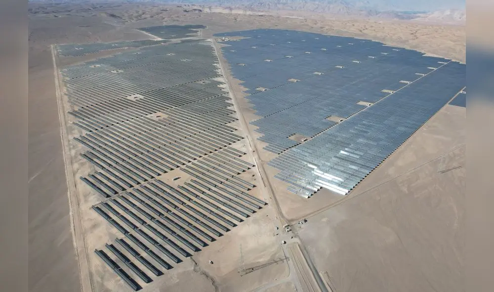 La región de Moquegua, reconocida por su alta radiación solar, albergará las plantas fotovoltaicas Pampa Salinas I y II, que sumarán 468 MW de capacidad instalada. Foto: Andina La región de Moquegua, reconocida por su alta radiación solar, albergará las plantas fotovoltaicas Pampa Salinas I y II, que sumarán 468 MW de capacidad instalada. Foto: Andina