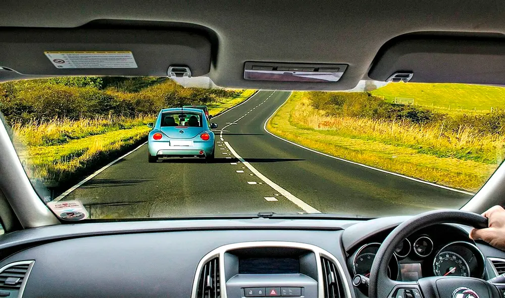 En América son 7 las naciones en donde manejan por la izquierda. Foto: Pont Grup.