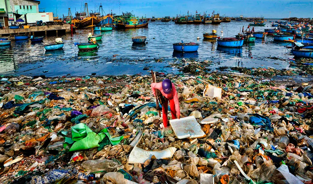Un grave problema para la biodiversidad marina y la salud humana son los plásticos arrojados al océano. Foto: The Nature Conservancy. Un grave problema para la biodiversidad marina y la salud humana son los plásticos arrojados al océano. Foto: The Nature Conservancy.