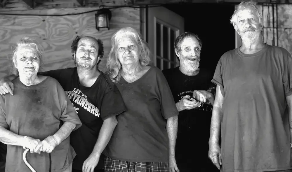 El fotógrafo reportó sus visitas durante el 2004, 2020 y años siguientes. Foto: captura / Soft White Underbelly - YouTube El fotógrafo reportó sus visitas durante el 2004, 2020 y años siguientes. Foto: captura / Soft White Underbelly - YouTube