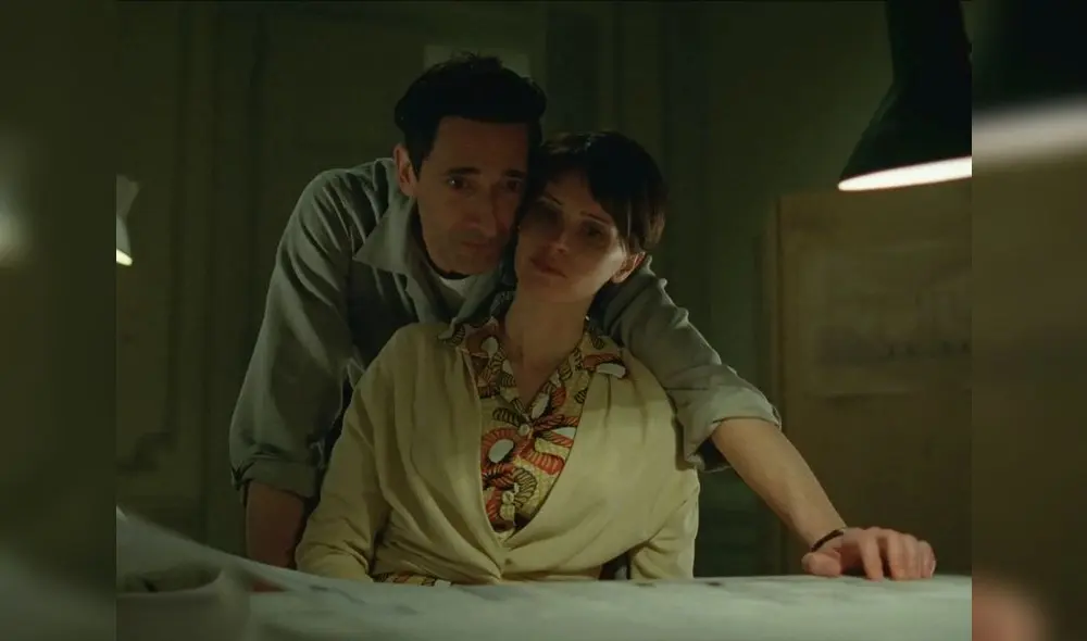 Escena con Adrien Brody y Felicity Jones.