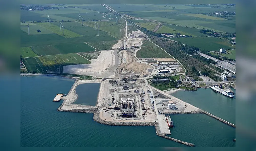 Este túnel podría ser una inversión con grandes ingresos económicos a nivel mundial, uno de ellos es USA. Foto: Composición LR/Motor Pasión