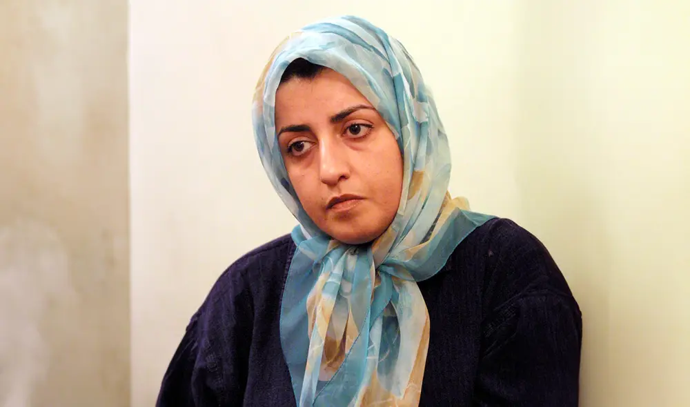 Nobel iraní fue condenada por su lucha contra el velo obligatorio para las mujeres. Foto: AFP