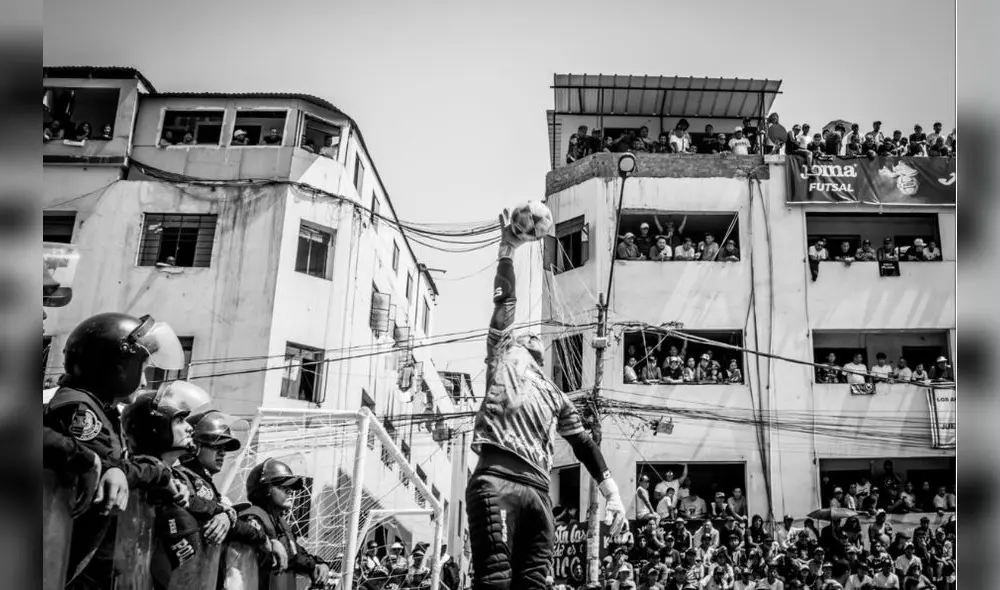"Mundialito del Porvenir" de Lucía Magavi. "Mundialito del Porvenir" de Lucía Magavi.