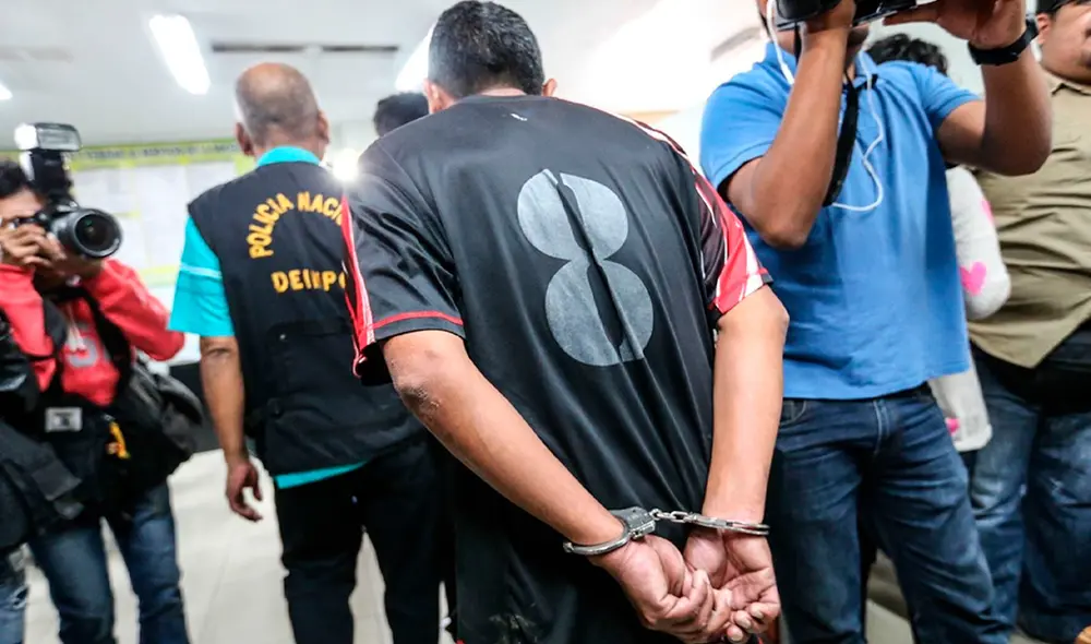 Revoredo explica que los menores sicarios crecen en lugares violentos y que el factor educativo también les juega en contra. Foto: Andina