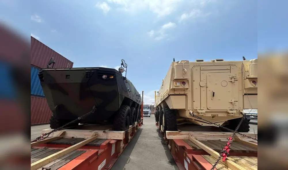 Los blindados 8x8 modelo K808 White Tiger de la fábrica surcoreana Hyundai White serán exhibidos en el desfile del Ejército del 6 de diciembre. Foto: Defensa.com Los blindados 8x8 modelo K808 White Tiger de la fábrica surcoreana Hyundai White serán exhibidos en el desfile del Ejército del 6 de diciembre. Foto: Defensa.com