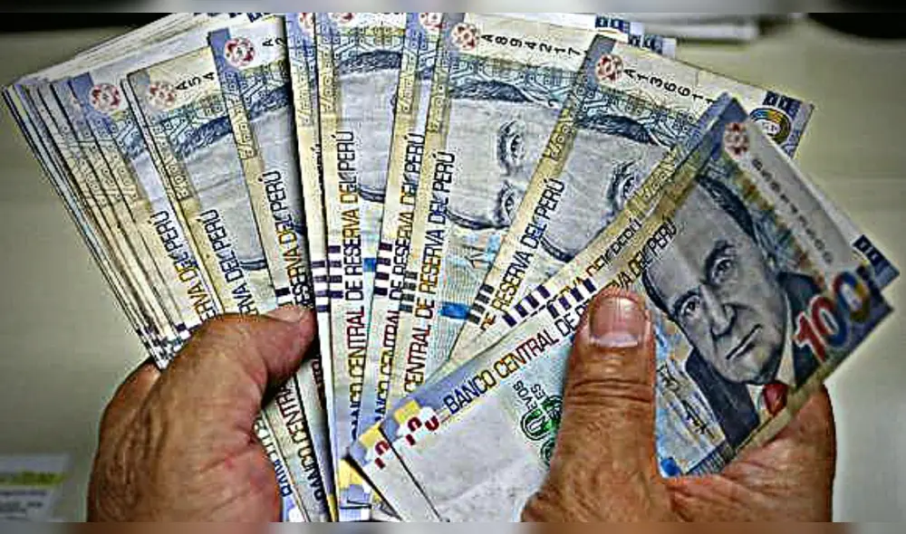 La gratificación de fin de año es una beneficio laboral protegido por las leyes peruanas. Foto: Andina