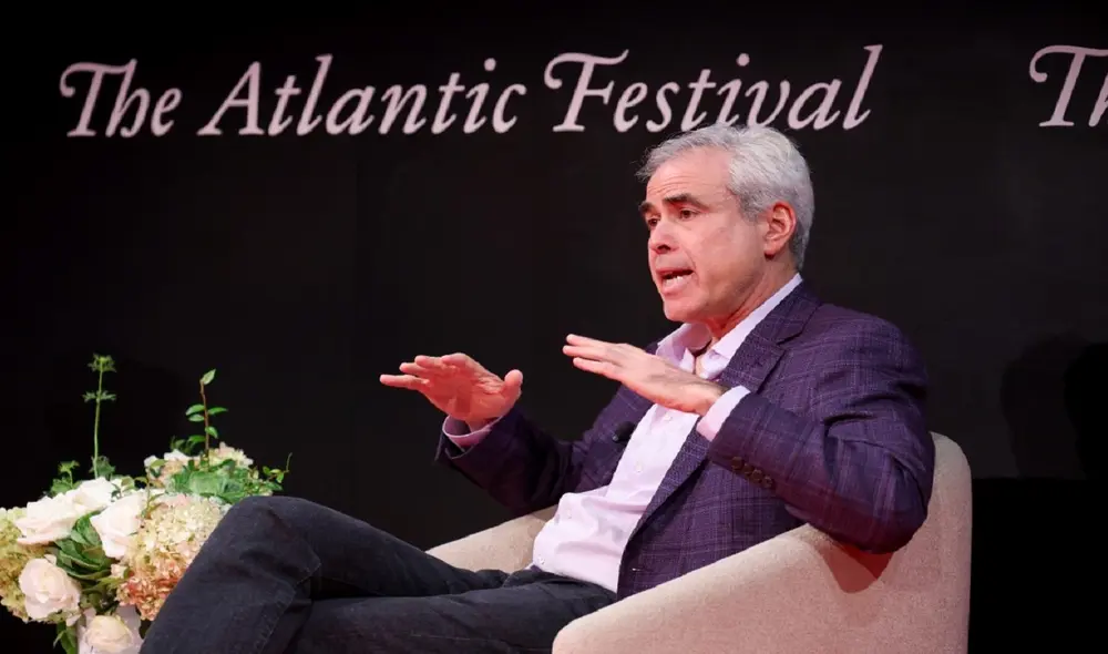 Haidt presentó su libro, "La generación ansiosa", en mayo de este año. Fotografía: AFP Haidt presentó su libro, "La generación ansiosa", en mayo de este año. Fotografía: AFP