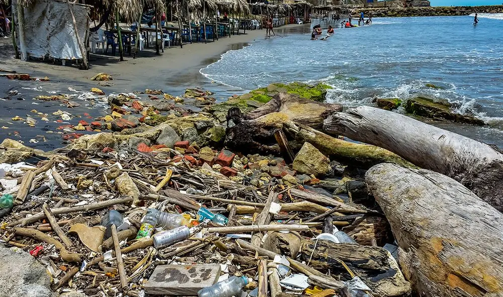 El plástico es el principal residuo encontrado en las playas. Foto: El Heraldo.