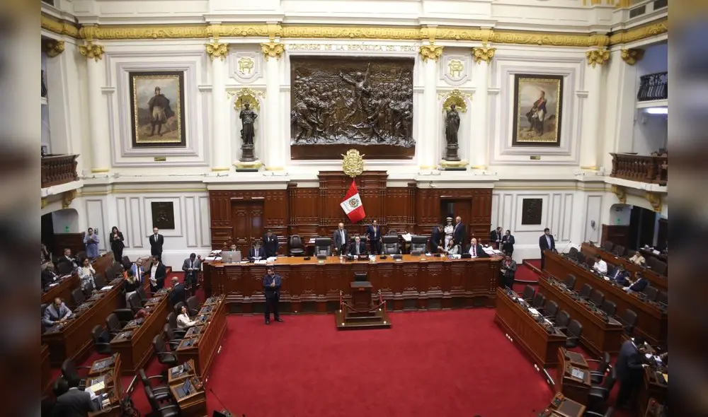 El Pleno del Congreso aprobó un texto sustitutorio que debilita el proceso de extinción de dominio, complicando la recuperación de bienes ilícitos por corrupción. | Foto: Congreso.