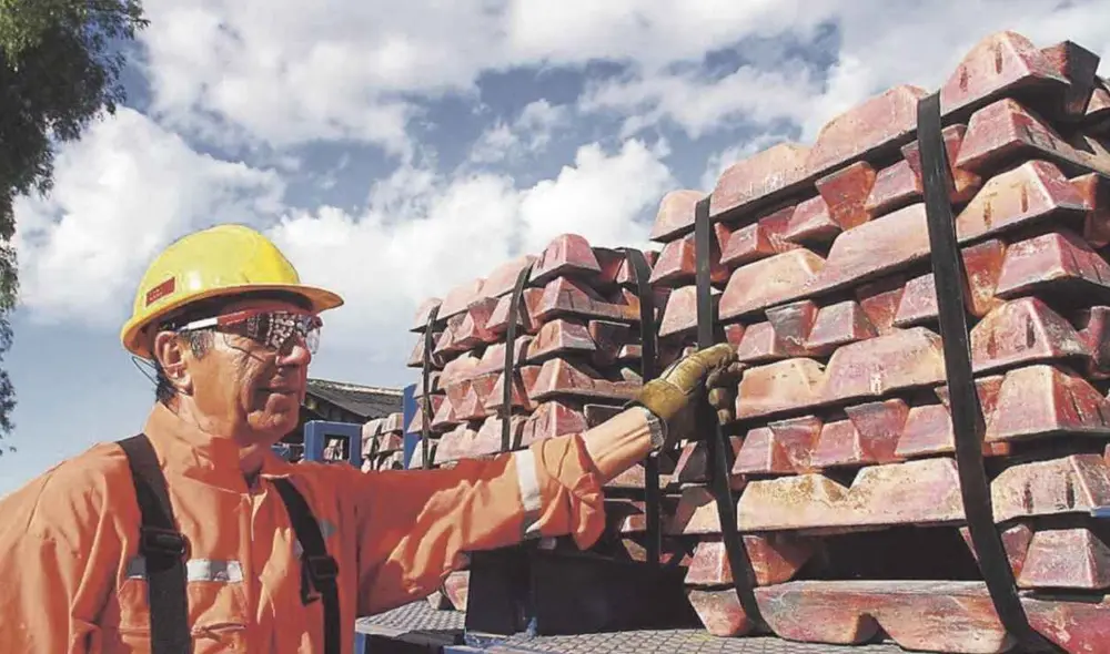 La minería es una actividad que tiene un gran alcance económico, pero también social y ambiental. Foto: Andina La minería es una actividad que tiene un gran alcance económico, pero también social y ambiental. Foto: Andina