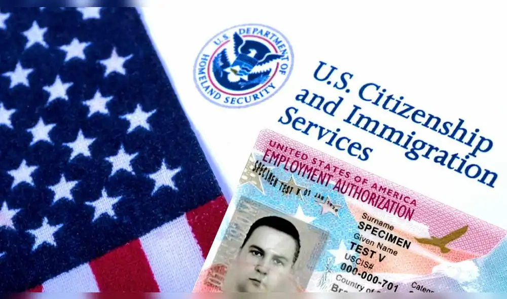 La Green Card y el formulario I-485 es esencial para los inmigrantes en USA. Foto: Composición LR/Inmigra USA