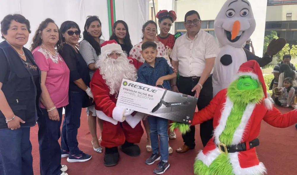 La Corte Superior de Justicia de Arequipa celebró una emotiva fiesta navideña para los hijos de jueces y servidores judiciales.