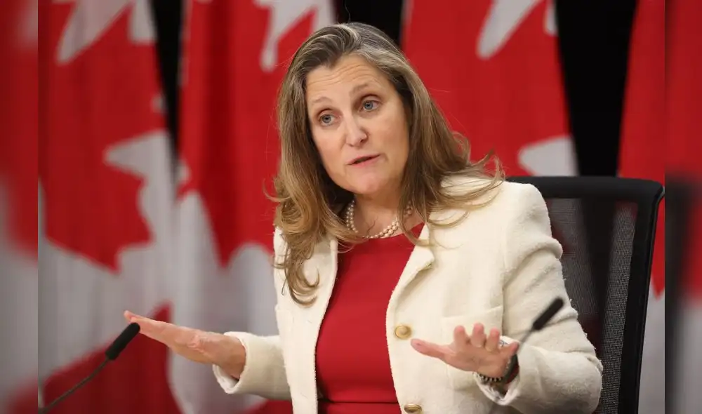 Renuncia de la ministra de Finanzas de Canadá en medio de tensiones políticas con Trudeau. Foto: La Razón