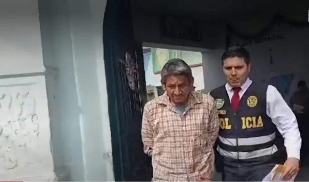 Sujeto fue llevado a la comisaria. Al parecer se encontraba bajo los efectos del alcohol. Foto: captura de pantalla/ América TV Sujeto fue llevado a la comisaria. Al parecer se encontraba bajo los efectos del alcohol. Foto: captura de pantalla/ América TV