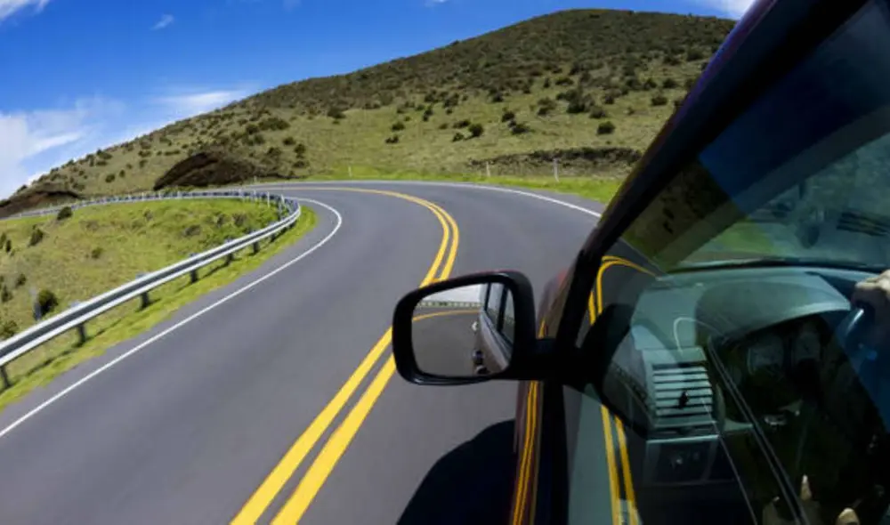 El bloguero Carlos Nómada resalta la viabilidad del trayecto, además de considerar las carencias en las carreteras. Foto: Revista Nitro El bloguero Carlos Nómada resalta la viabilidad del trayecto, además de considerar las carencias en las carreteras. Foto: Revista Nitro