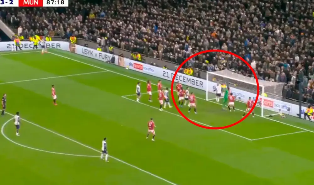 Son Heung-Min anotó golazo olímpico y puso el 4-3 del Tottenham ante Manchester United por la Carabao Cup. Foto: captura/ESPN