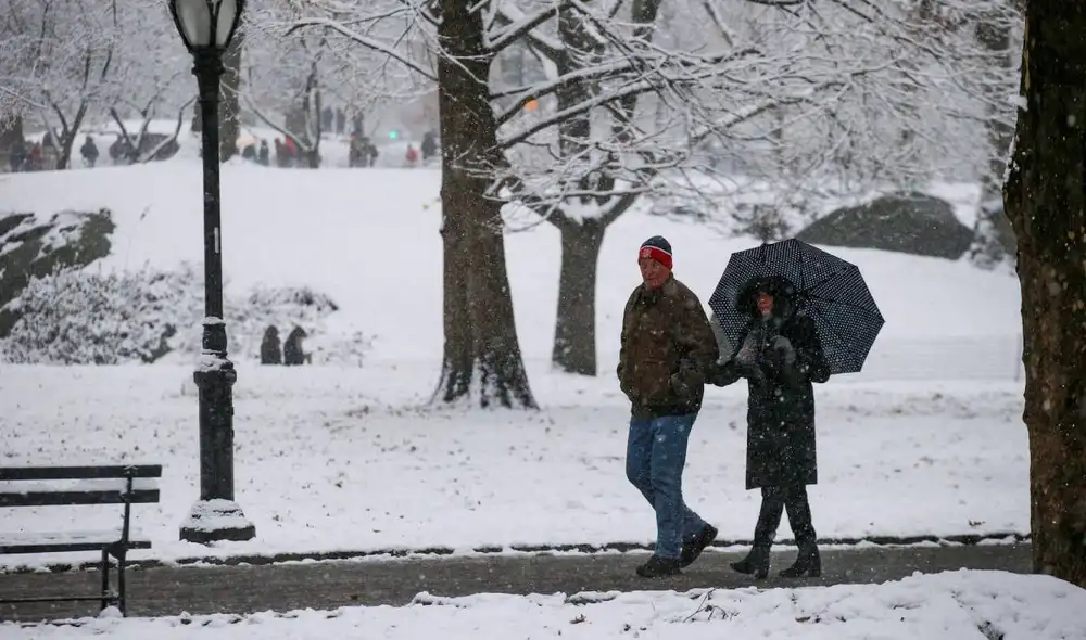 Las alertas del Servicio Meteorológico Nacional (NWS) señalan que las temperaturas en el sur de Florida podrían caer a niveles que no se registran en años, generando preocupación en la región. Foto: Telemundo