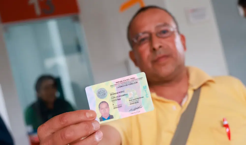 Si tu licencia de conducir no se encuentra registrada en el MTC, debes proceder con la revalidación. Foto: Andina
