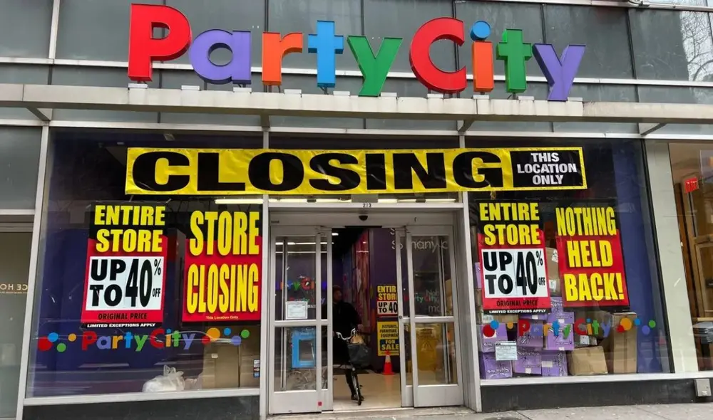 Party City se suma a la creciente lista de minoristas que han declarado quiebra este año. Foto: Cala Restaurante Party City se suma a la creciente lista de minoristas que han declarado quiebra este año. Foto: Cala Restaurante
