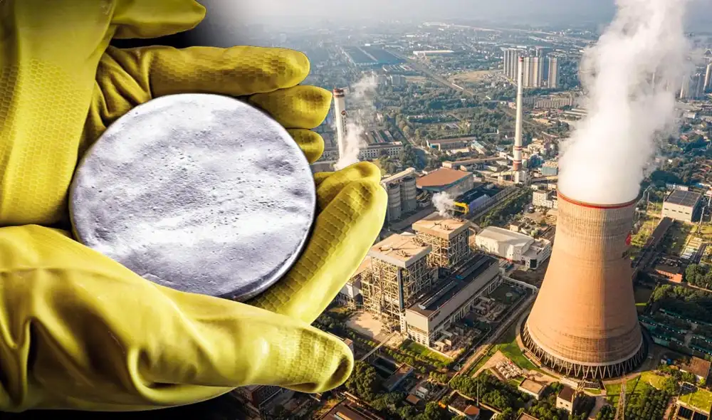 Investigadores chinos han desarrollado una tecnología para extraer uranio del agua de mar usando perlas absorbentes, potencialmente transformando la sostenibilidad energética global. Foto: composición LR/Shutterstock Investigadores chinos han desarrollado una tecnología para extraer uranio del agua de mar usando perlas absorbentes, potencialmente transformando la sostenibilidad energética global. Foto: composición LR/Shutterstock