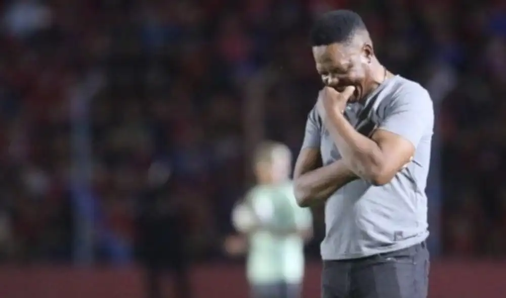 Alberto 'Chochera' Castillo realizó casi toda su carrera de entrenador en El Salvador. Foto: El Gráfico