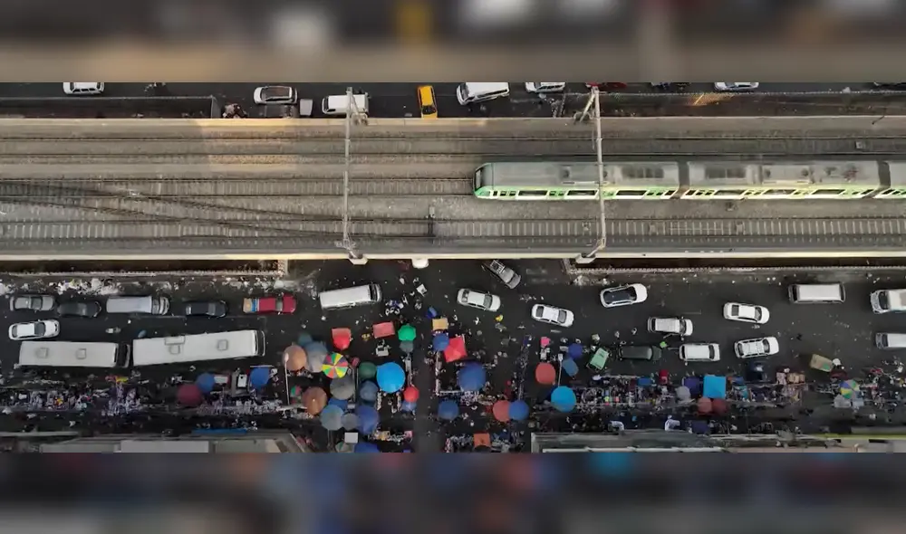 Calles saturadas por el comercio informal y compradores. Foto: Captura / Cuarto Poder