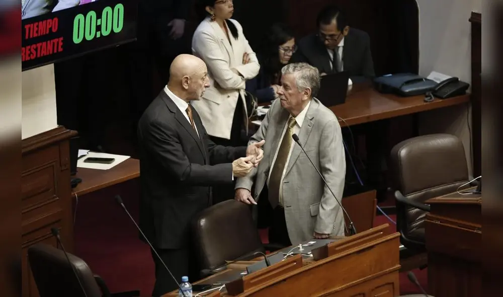 El dictamen fue promovido por el fujimorista Fernando Rospigliosi, presidente de la Comisión de Constitución. Foto: Marco Cotrina / LR