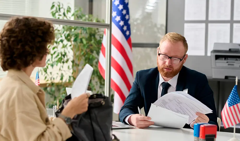 El solicitante debe demostrar un dominio básico del inglés tanto hablado como escrito. Foto: Freepik