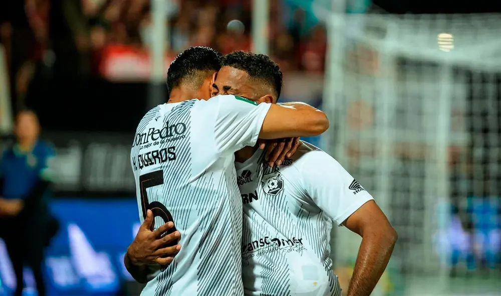 Allan Cruz anotó el descuento que le dio el título a Herediano. Foto: Mundo Escazú/X Allan Cruz anotó el descuento que le dio el título a Herediano. Foto: Mundo Escazú/X