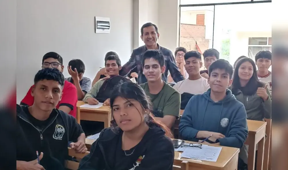 El andamiaje es una técnica que brinda apoyo a los estudiantes en el aprendizaje de nuevas habilidades. Foto: Andina.