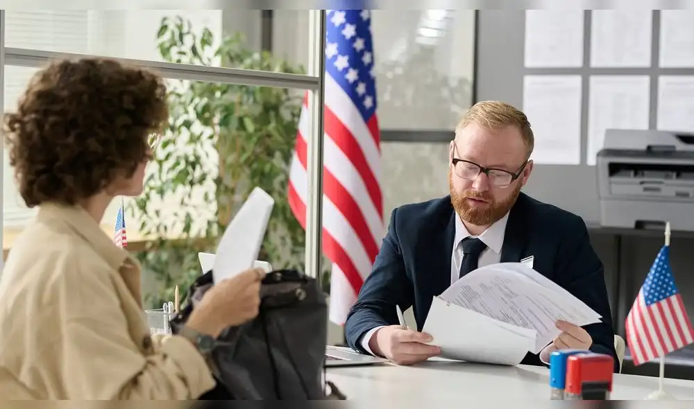 La ciudadanía americana es esencial para miles de indocumentados en USA. Foto: Inmigra USA