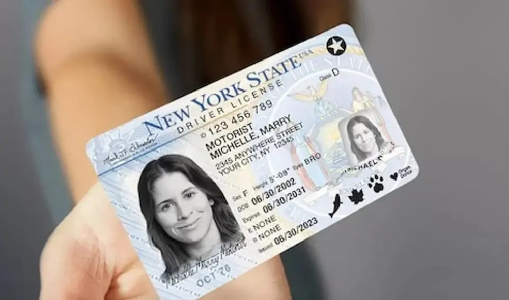 A partir de mayo de 2025, la Real ID será obligatoria para abordar vuelos domésticos en Estados Unidos, incluyendo aquellos con origen o destino en Nueva York. Foto: Vive Nueva Yok