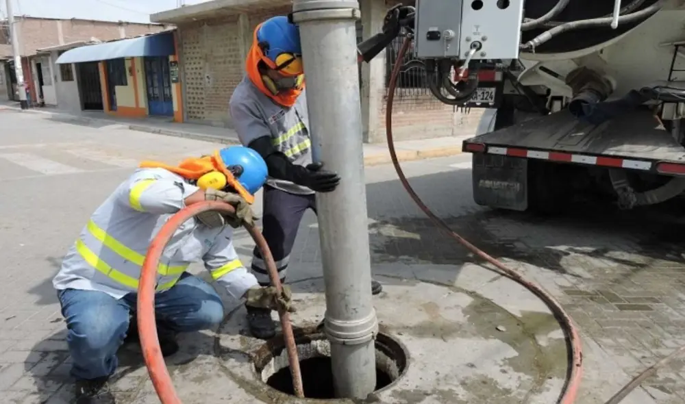 Las obras están a cargo del Ministerio de Vivienda para ampliar la cobertura de agua. Foto: Andina