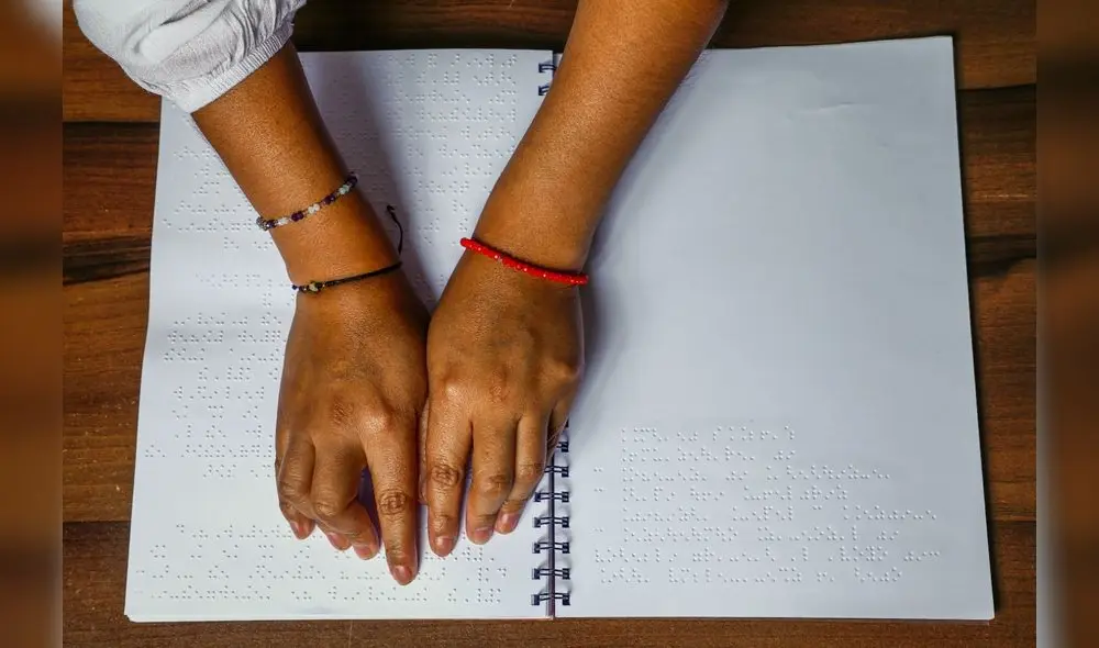 La Ley n° 31707 dispone que los restaurantes y otros negocios tengan información en sistema Braille. Foto: Difusión La Ley n° 31707 dispone que los restaurantes y otros negocios tengan información en sistema Braille. Foto: Difusión