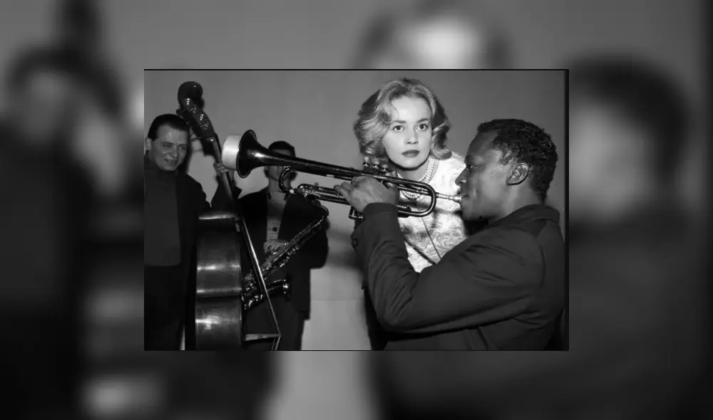 Jeanne Moreau y Miles Davis. Jeanne Moreau y Miles Davis.
