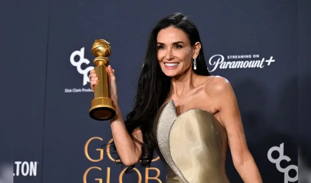 Demi Moore ganó su primer Globo de Oro como mejor actriz. Demi Moore ganó su primer Globo de Oro como mejor actriz.