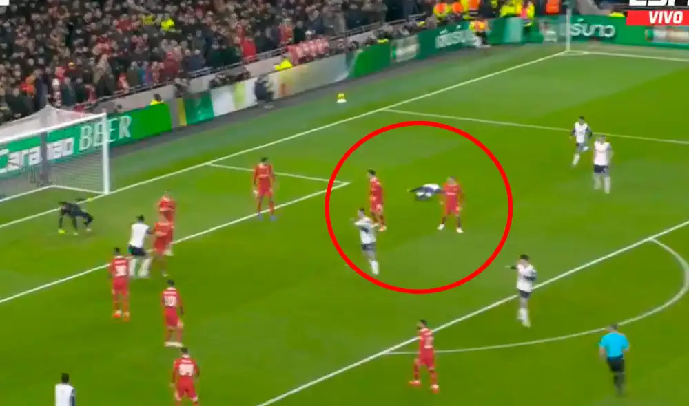 Rodrigo Bentancur fue titular en la semifinal entre Liverpool y Tottenham por la Carabao Cup. Foto: captura/ESPN